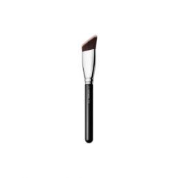 M.A.C 171s Smooth-Edge All Over Face Brush